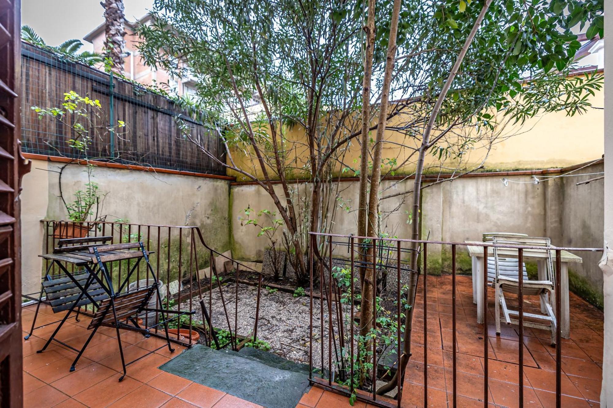 Appartamento Con Giardino Florence Exterior photo